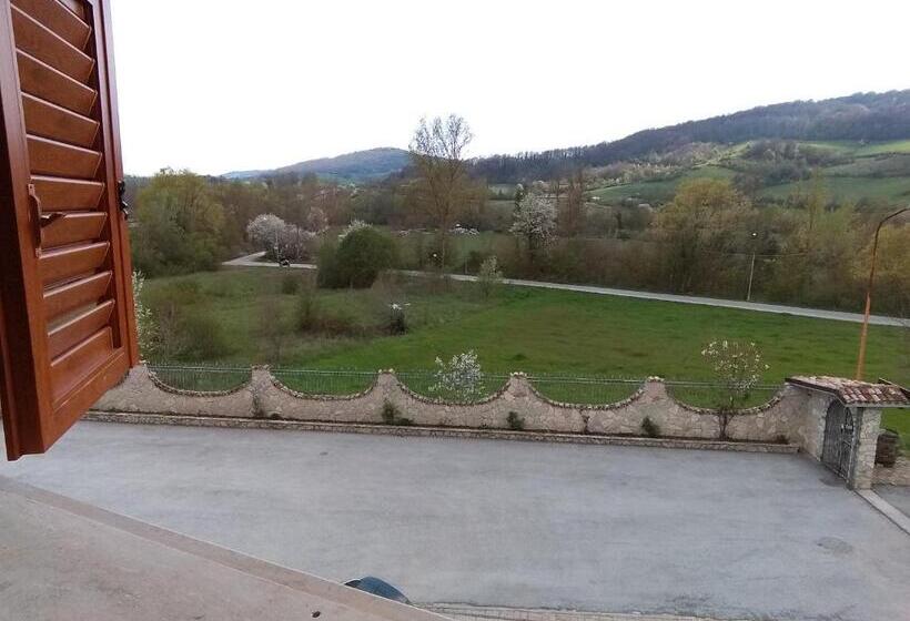 민박 Beb Le Frattocchie