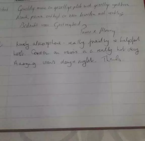 تختخواب و صبحانه Maison De L Orb