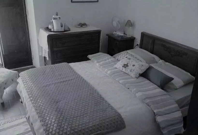 تختخواب و صبحانه Maison De L Orb