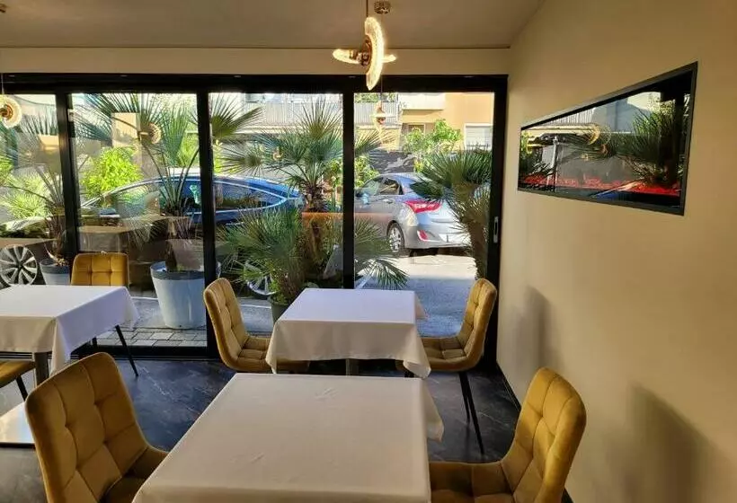 ホテル Villa Natalia Am See