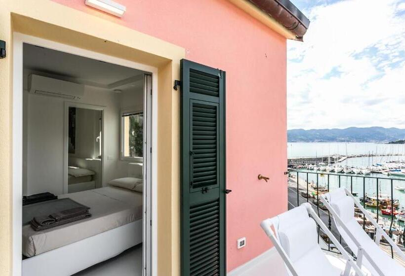 펜션 Al Molo Sea View Rooms