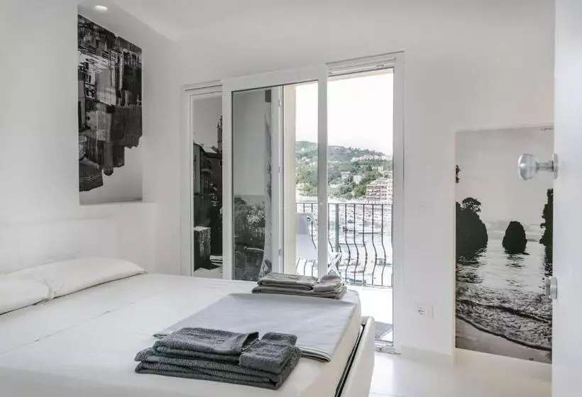 Majatalo Al Molo Sea View Rooms