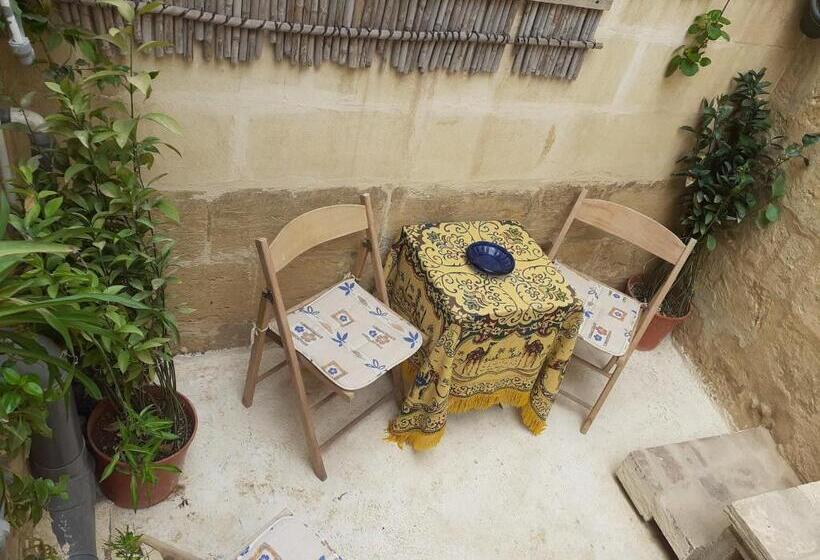 پانسیون Maria Townhouse Heart Of Victoria B&b