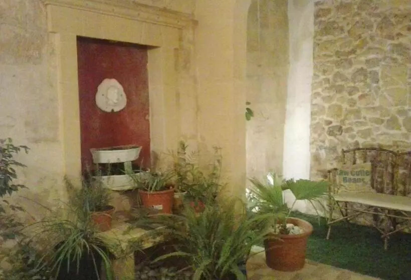 پانسیون Maria Townhouse Heart Of Victoria B&b