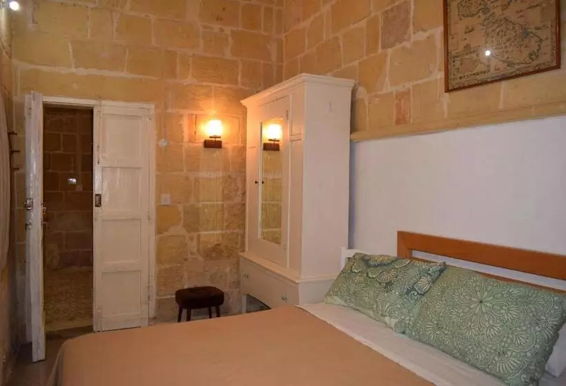 پانسیون Maria Townhouse Heart Of Victoria B&b