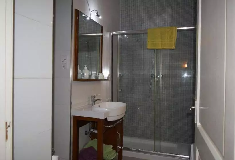 پانسیون Maria Townhouse Heart Of Victoria B&b