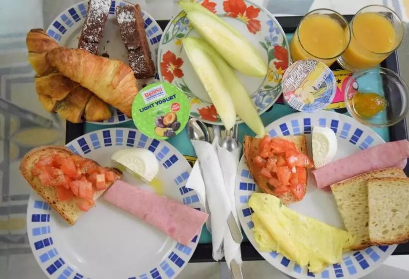 پانسیون Maria Townhouse Heart Of Victoria B&b