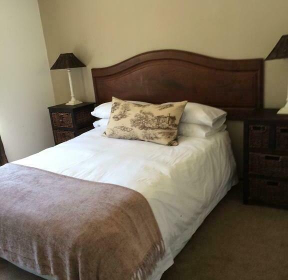 بنسيون Mosterts Hoek Guest House