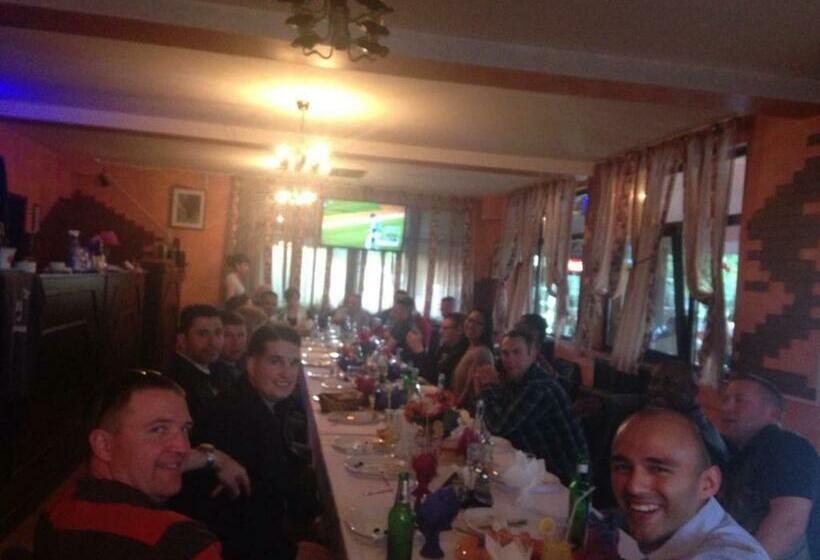 بنسيون Randevu