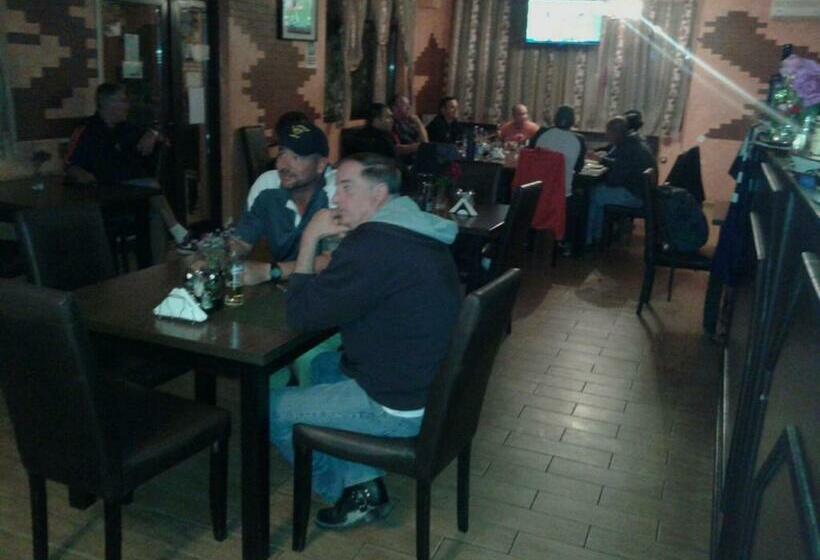 بنسيون Randevu