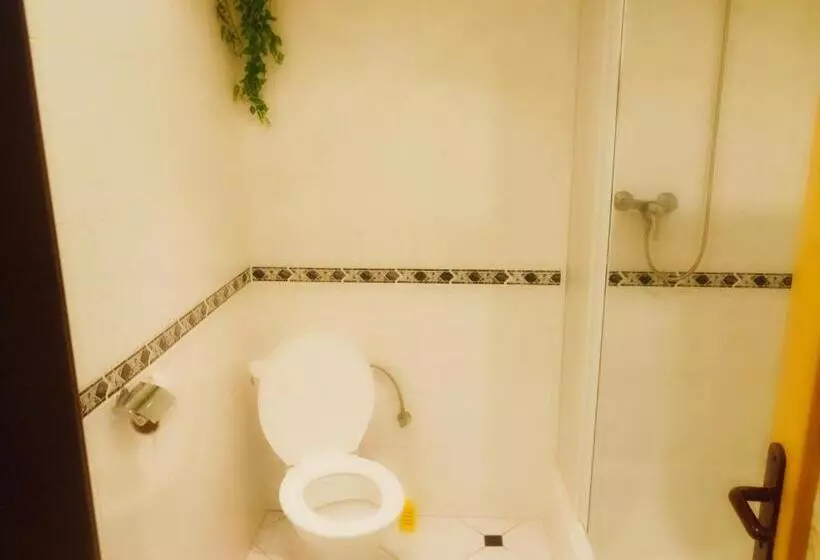 Majatalo Penzion Havaj