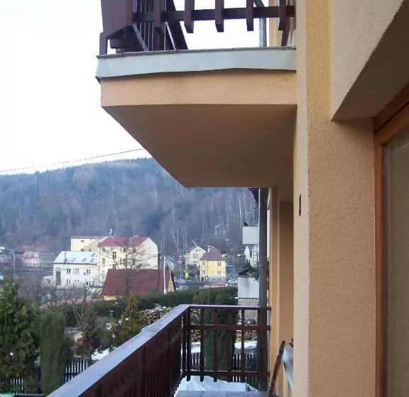 Majatalo Penzion Havaj