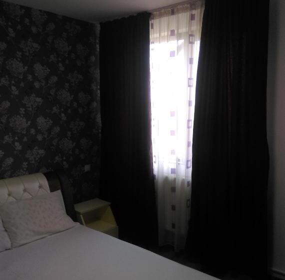 بنسيون Randevu