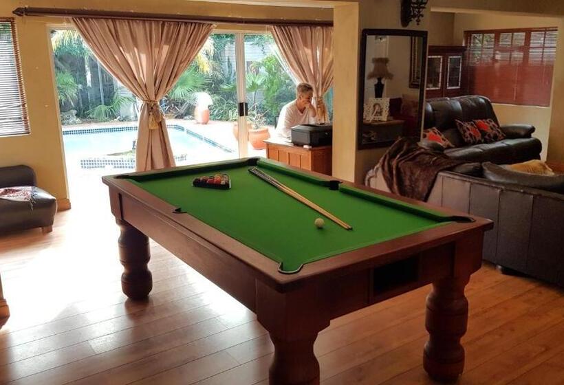 Пансион Walmer Heights Guest House