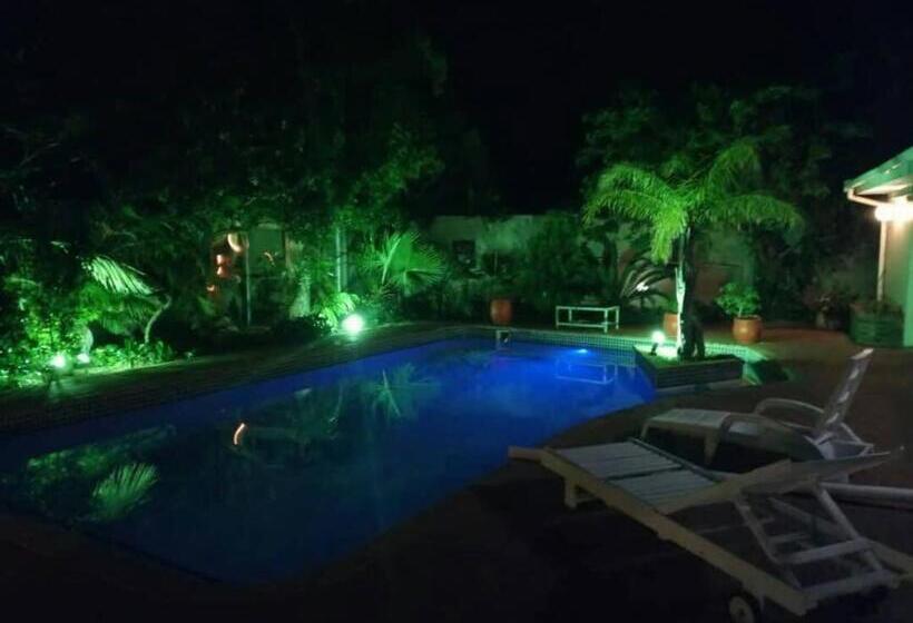 Пансион Walmer Heights Guest House