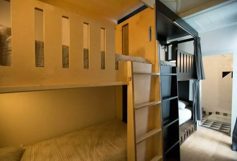 ユースホステル Douro Village