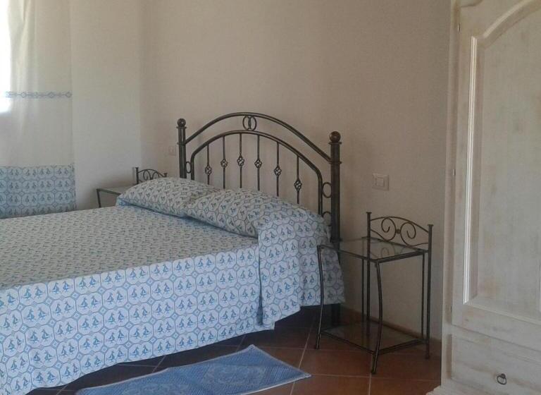 مبيت وإفطار Agriturismo Is Solinas