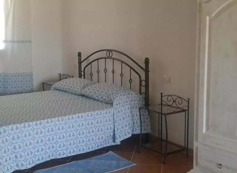 ベッドアンドブレックファースト Agriturismo Is Solinas