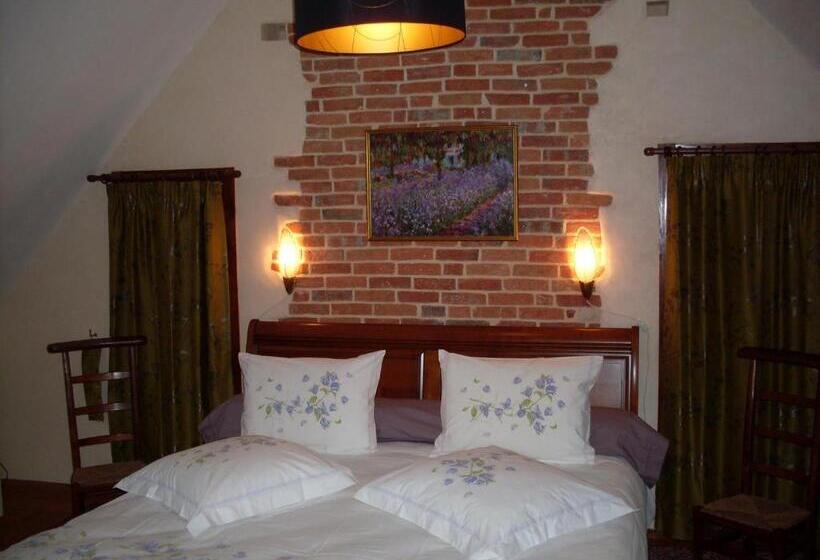 مبيت وإفطار Chambres D Hôtes De La Barrerie