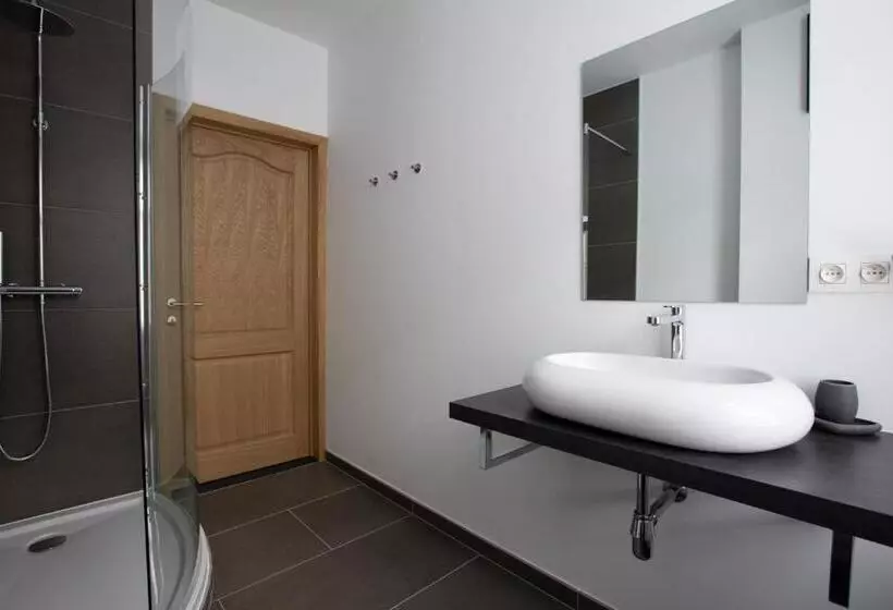 ベッドアンドブレックファースト Elysian