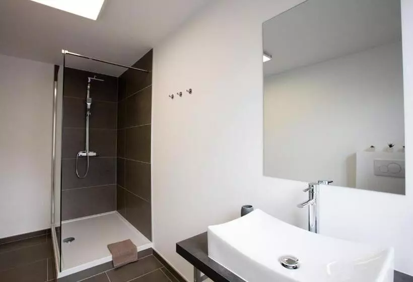 ベッドアンドブレックファースト Elysian