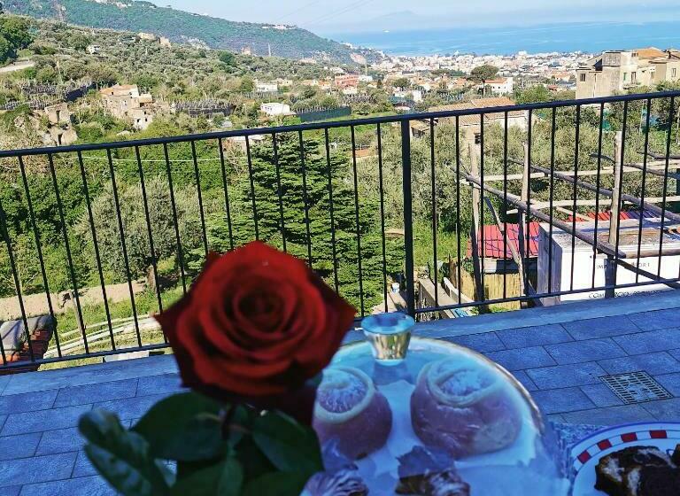 تختخواب و صبحانه L Angolo Di Campagna