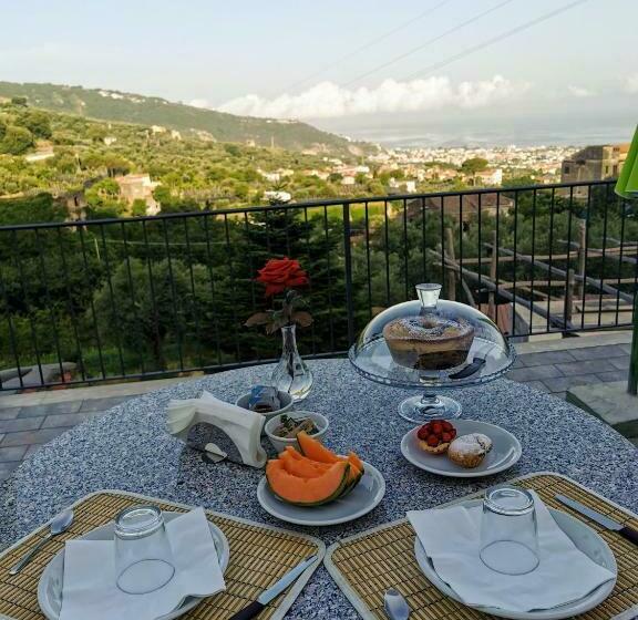 تختخواب و صبحانه L Angolo Di Campagna