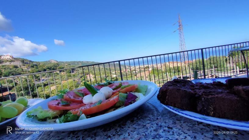 تختخواب و صبحانه L Angolo Di Campagna