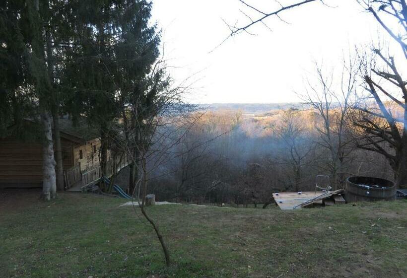 ベッドアンドブレックファースト La Cabane Aux Sapins