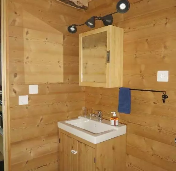 Aamiaismajoitus (B&B) La Cabane Aux Sapins