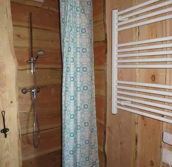 Aamiaismajoitus (B&B) La Cabane Aux Sapins