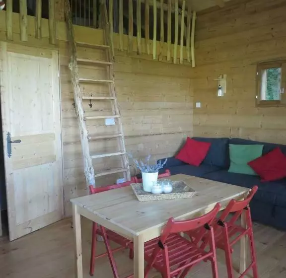 Aamiaismajoitus (B&B) La Cabane Aux Sapins