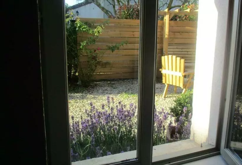 Aamiaismajoitus (B&B) La Grange Aux Hirondelles