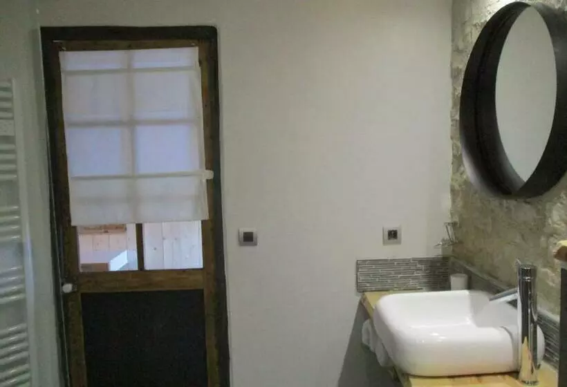 Aamiaismajoitus (B&B) La Grange Aux Hirondelles