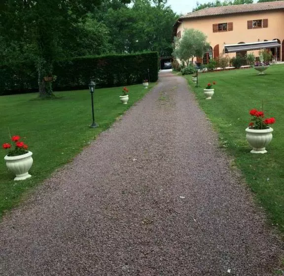 Aamiaismajoitus (B&B) La Mimona