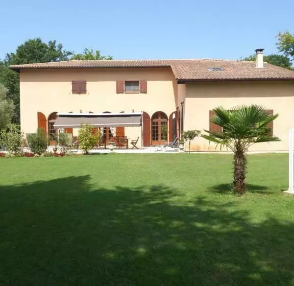 Aamiaismajoitus (B&B) La Mimona