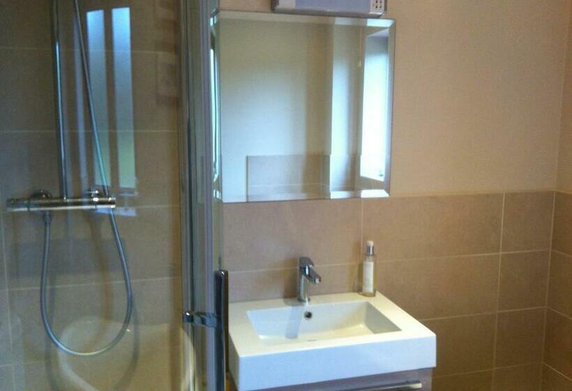 East Dunster Deer Farm B&b