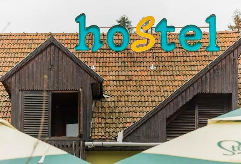 Green Hostel