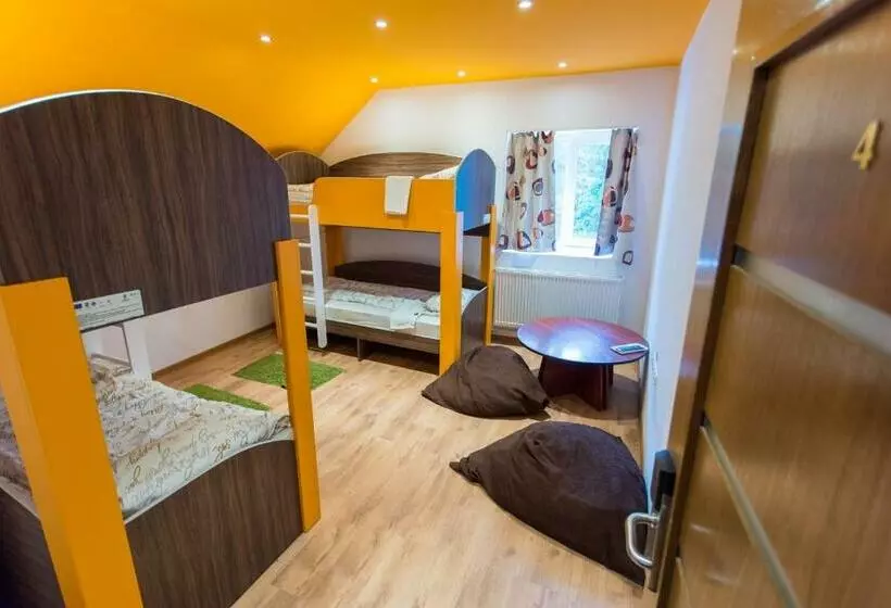 Green Hostel