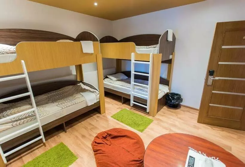 Green Hostel