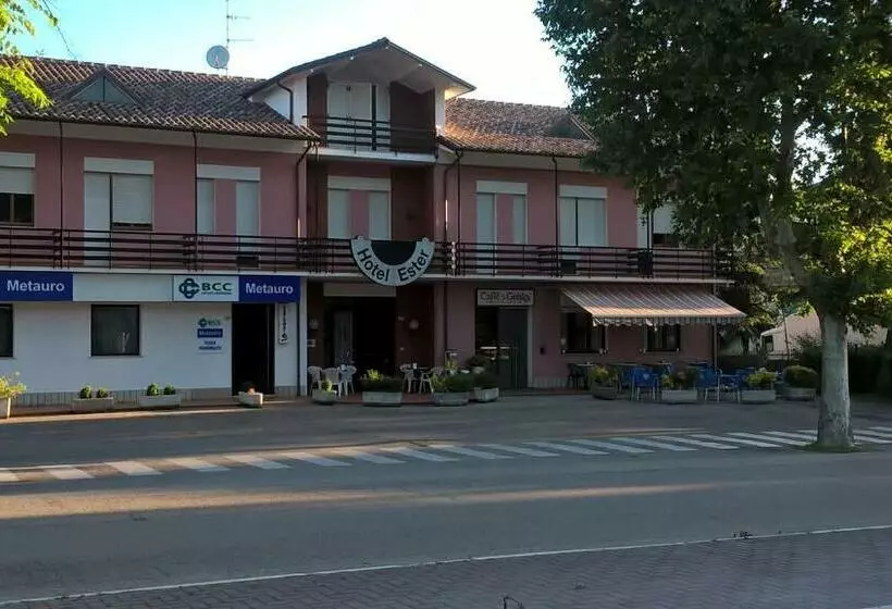 Hotelli Albergo Ester