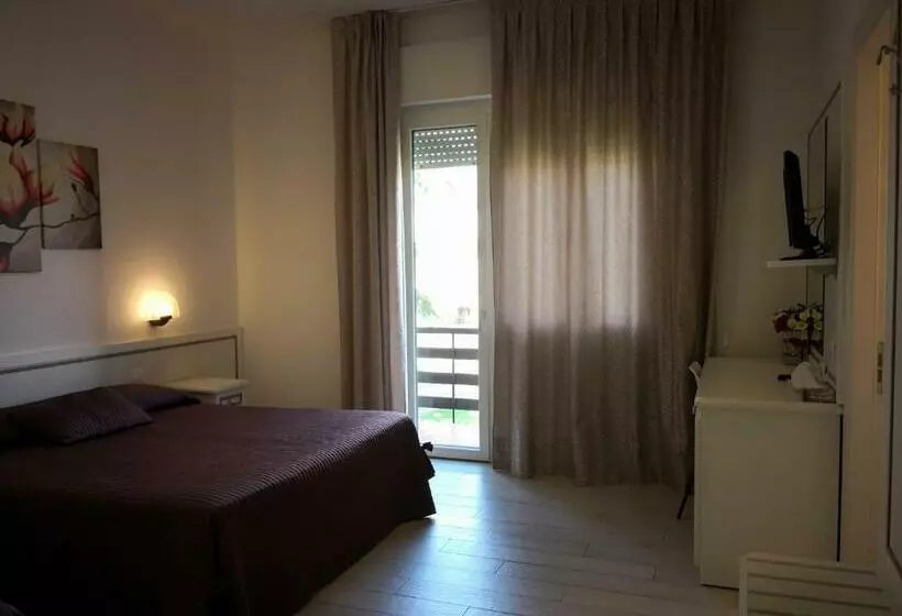 Hotelli Albergo Ester