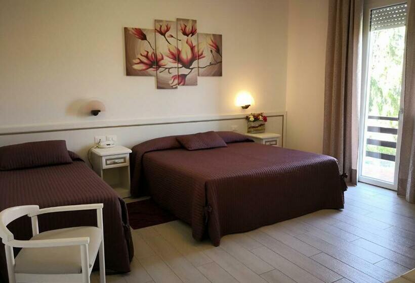 Отель Albergo Ester
