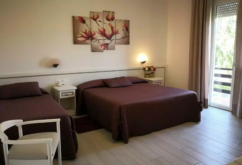 Hotelli Albergo Ester