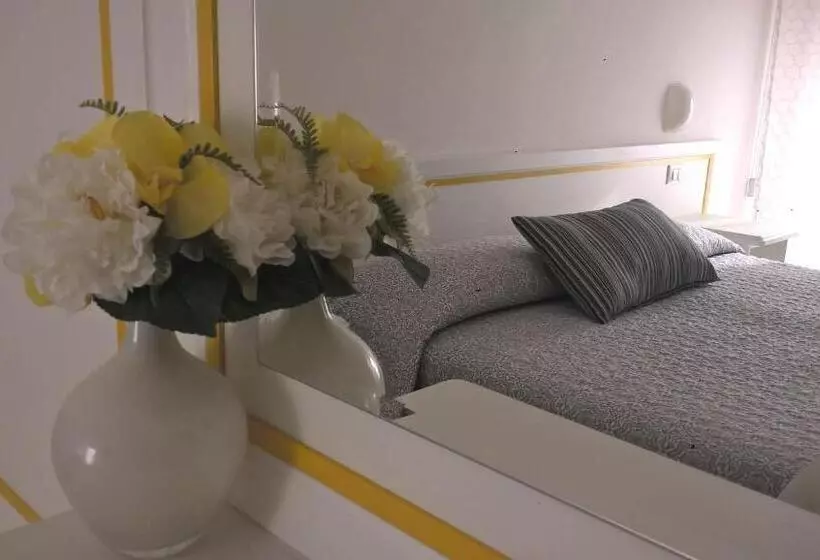 Hotelli Albergo Ester