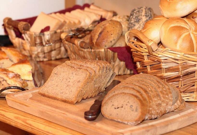 فندق Pension Eichenhof