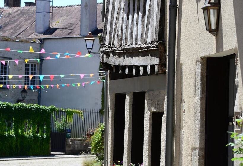 Пансион Le Gratin Mondain