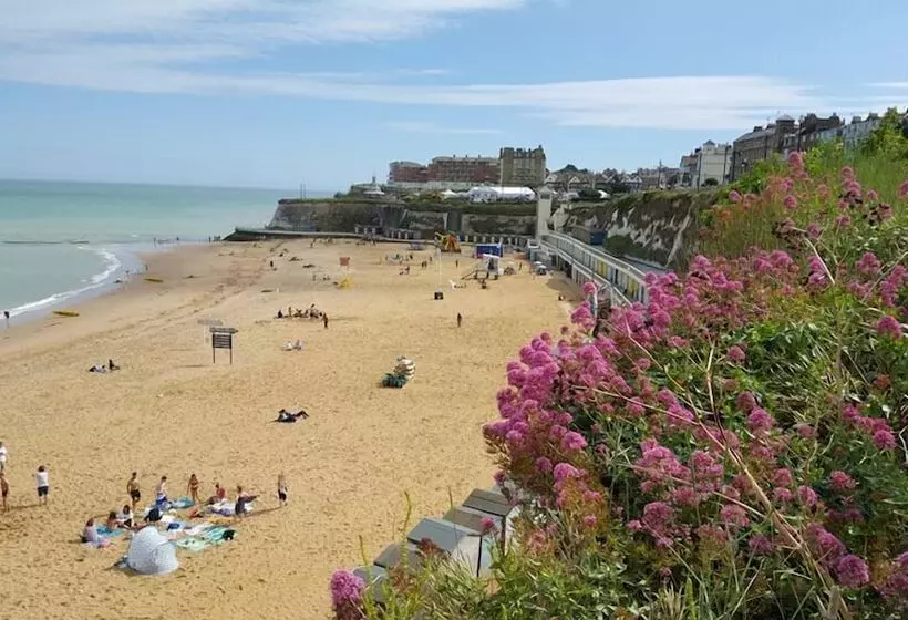 Majatalo The Guest House Broadstairs