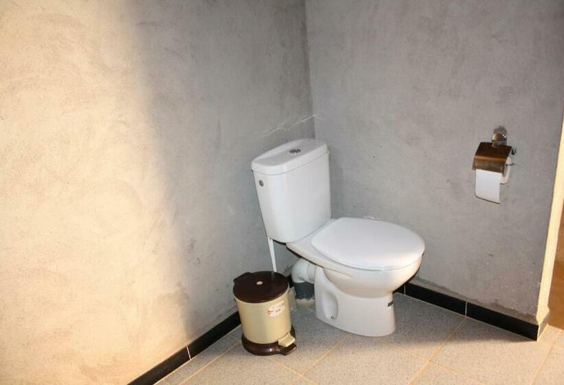 Ostello Auberge Hassi Ouzina