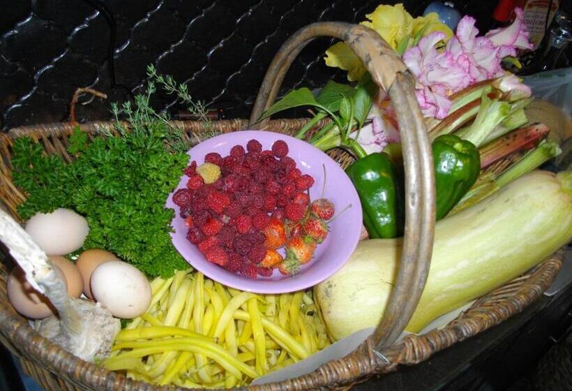 ベッドアンドブレックファースト Au Bois Dormant